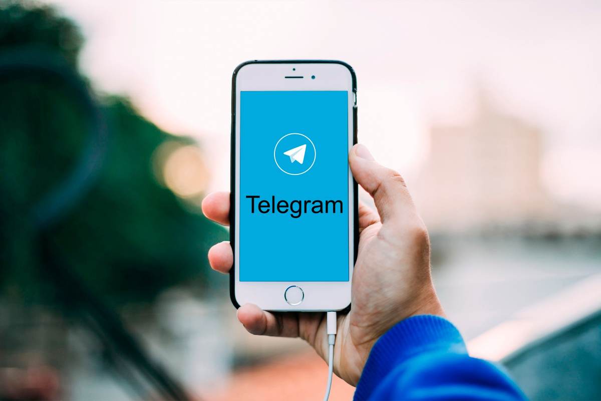 controllo telegram hacker iran